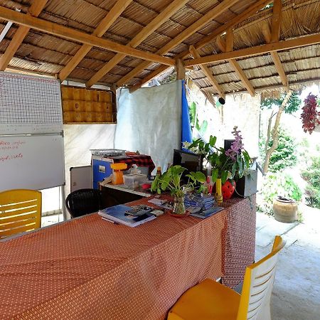 The Hut Koh Lipe Hotel ภายนอก รูปภาพ