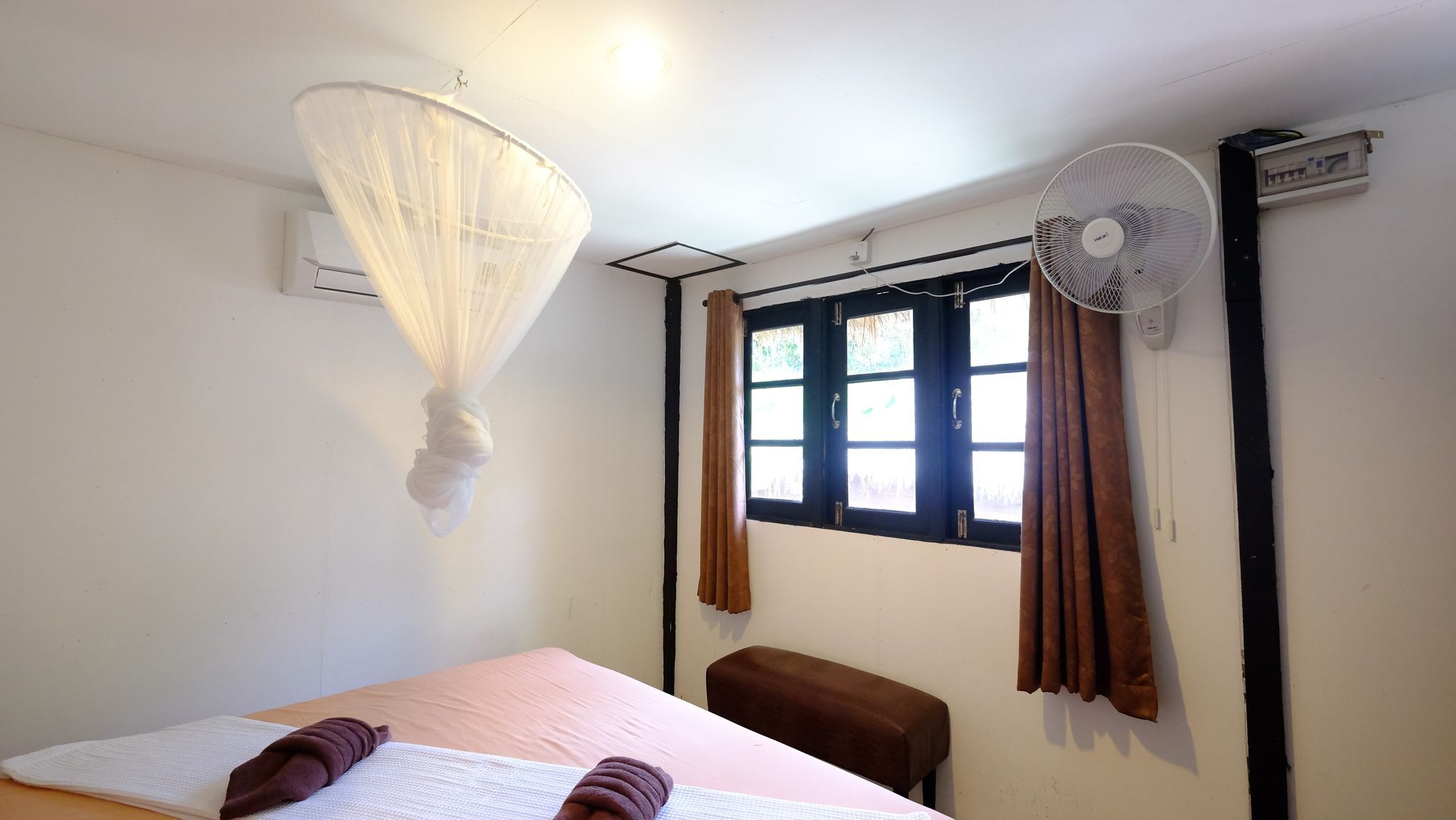 The Hut Koh Lipe Hotel ภายนอก รูปภาพ